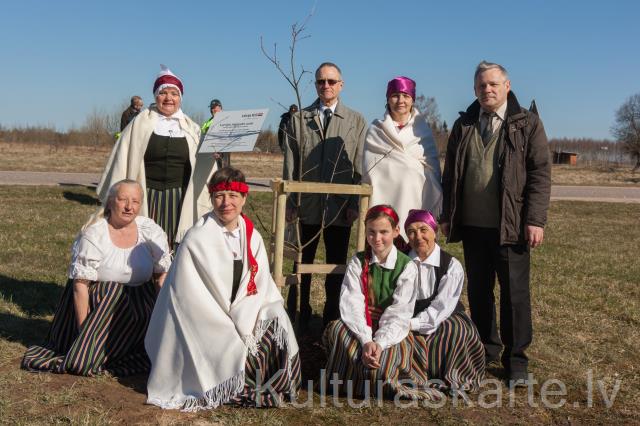 kapela RŪVENAS AURE